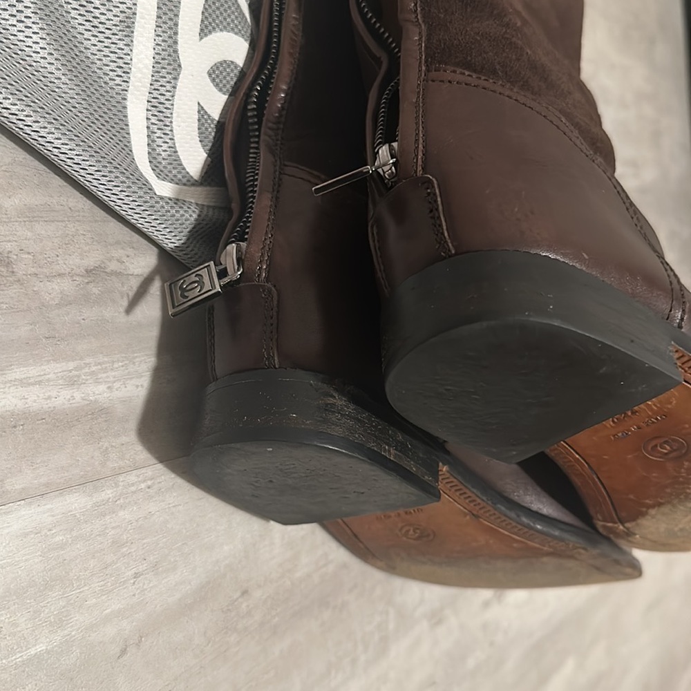 Vintage Chanel Riding boots. - Picture 15 of 17